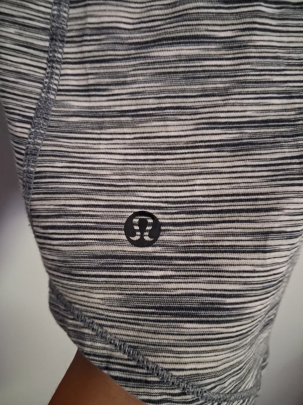 Lululemon Yogi Everyday Tank🖤🩶 Space Dye White Black